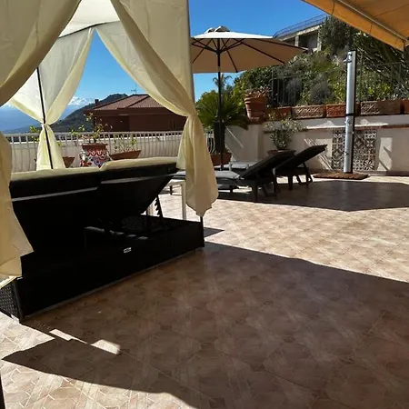 Greta & Hotel 2*