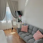酒店 Greta & 陶尔米纳