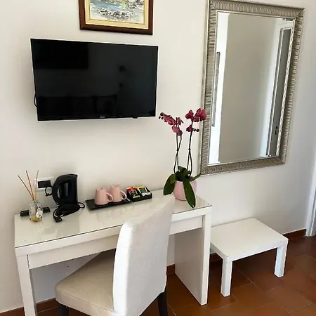 Greta & Hotel Taormina