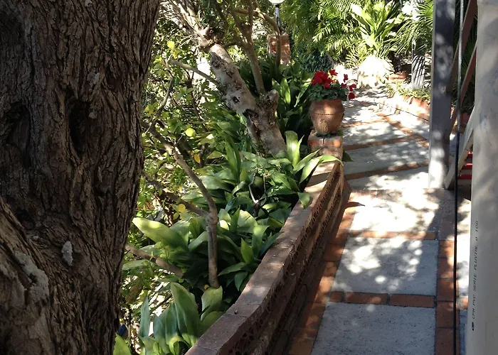 Greta & 2* Таормина