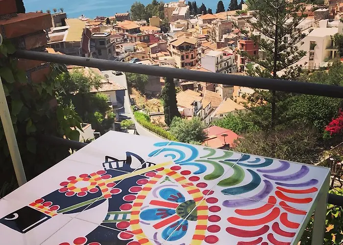 Greta & Таормина