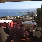 Greta Rooms&suites 2* Taormina